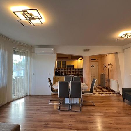 Kristaly Apartman Szeged Ngoại thất bức ảnh