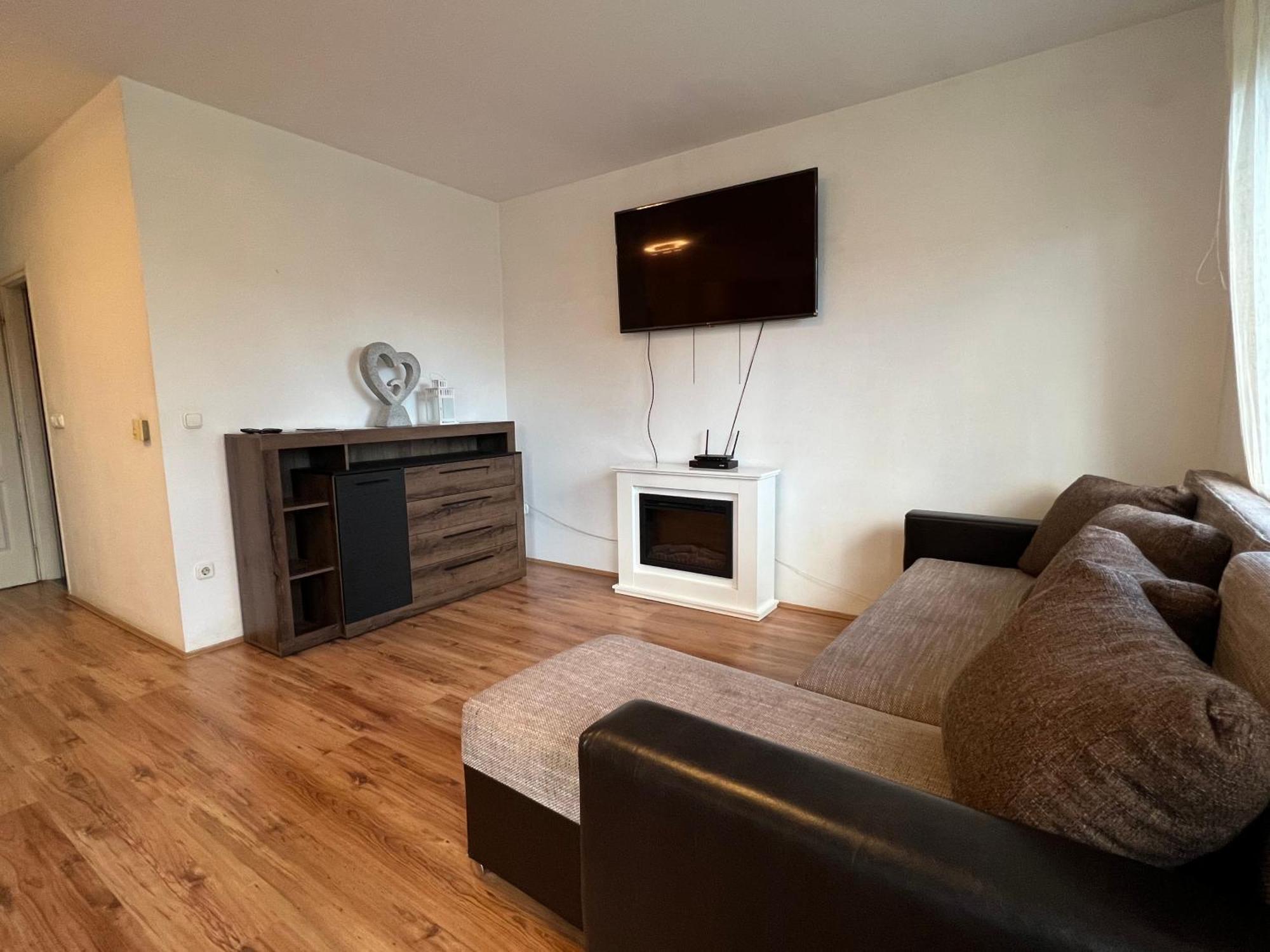 Kristaly Apartman Szeged Ngoại thất bức ảnh
