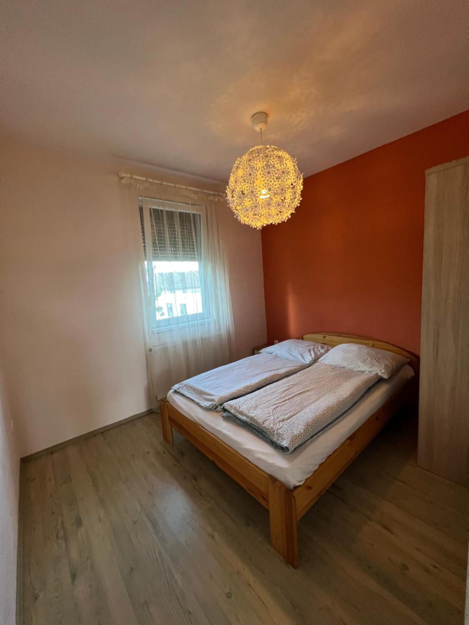 Kristaly Apartman Szeged Ngoại thất bức ảnh