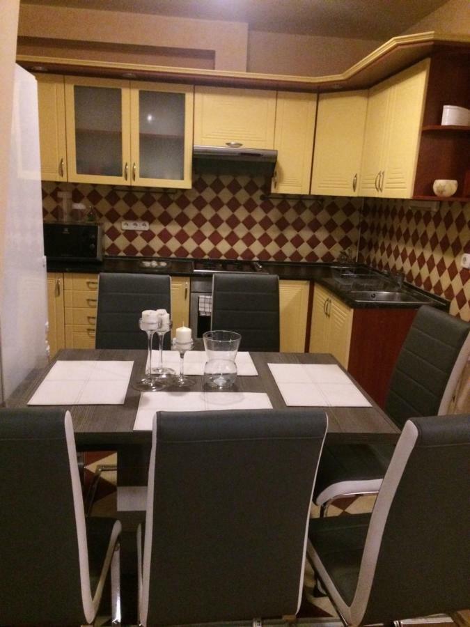 Kristaly Apartman Szeged Ngoại thất bức ảnh