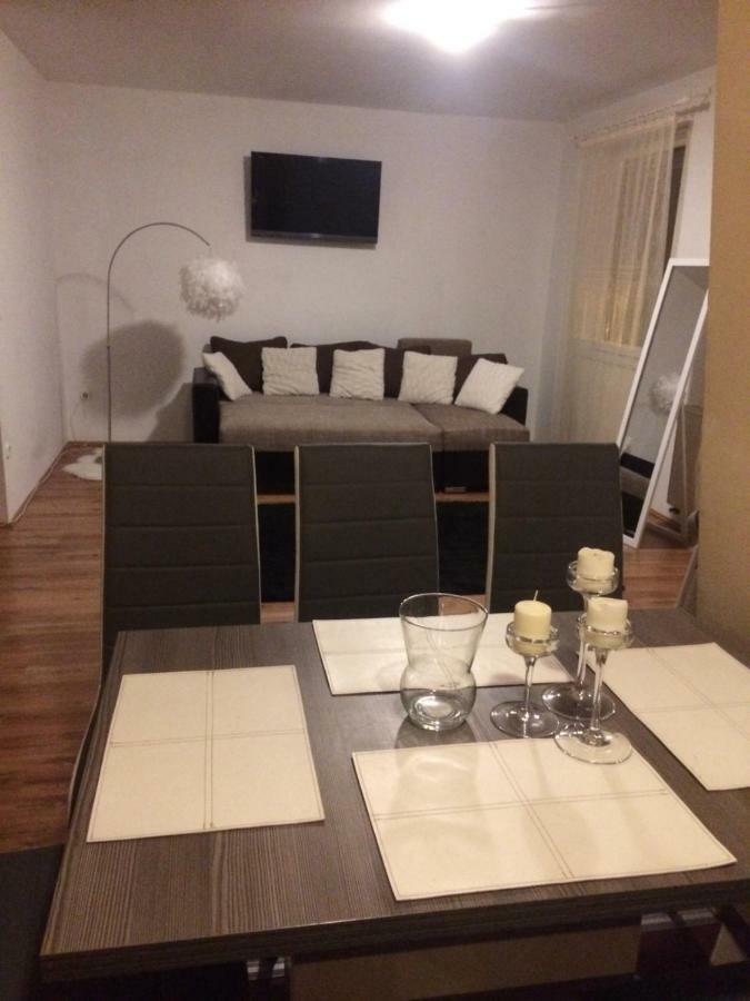 Kristaly Apartman Szeged Ngoại thất bức ảnh