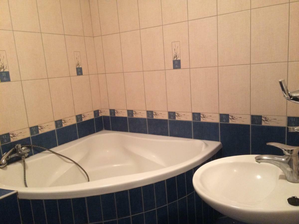 Kristaly Apartman Szeged Ngoại thất bức ảnh